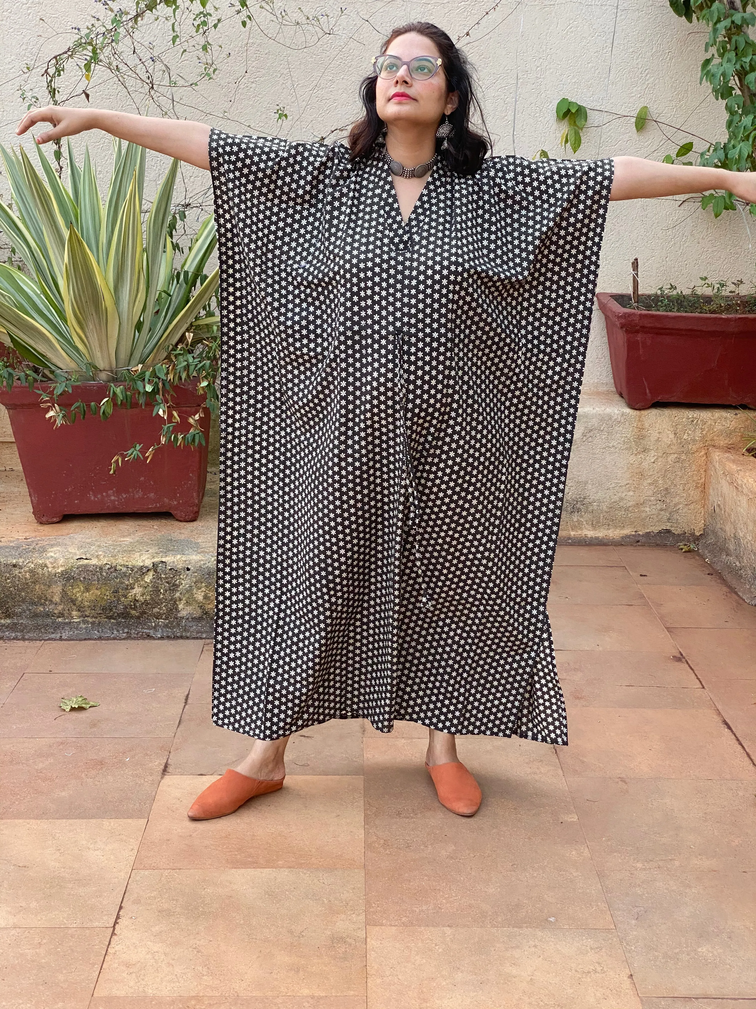 Black Tiny Flowers Motif Hand Block Printed Caftan with V-Neck, Cinched Waist and Available in both Knee and Ankle Length