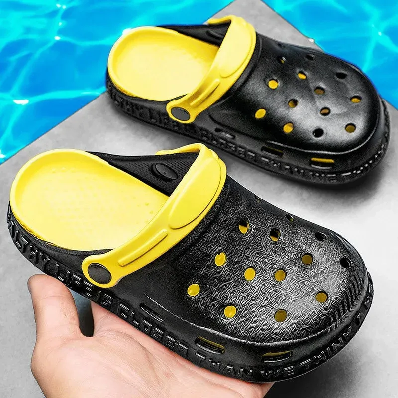 Children's Hole Summer Boys Anti-Slip Slippers Medium and Large Children's Beach Shoes Children's Comfortable Light Sandals