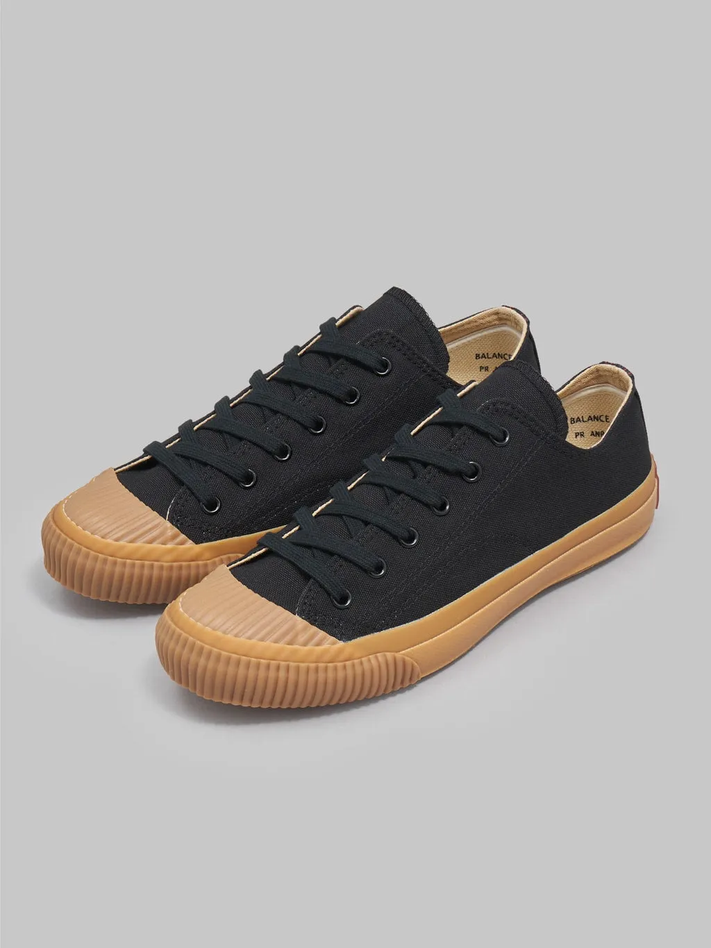 Pras Shellcap Low Sneakers kuro/Gum