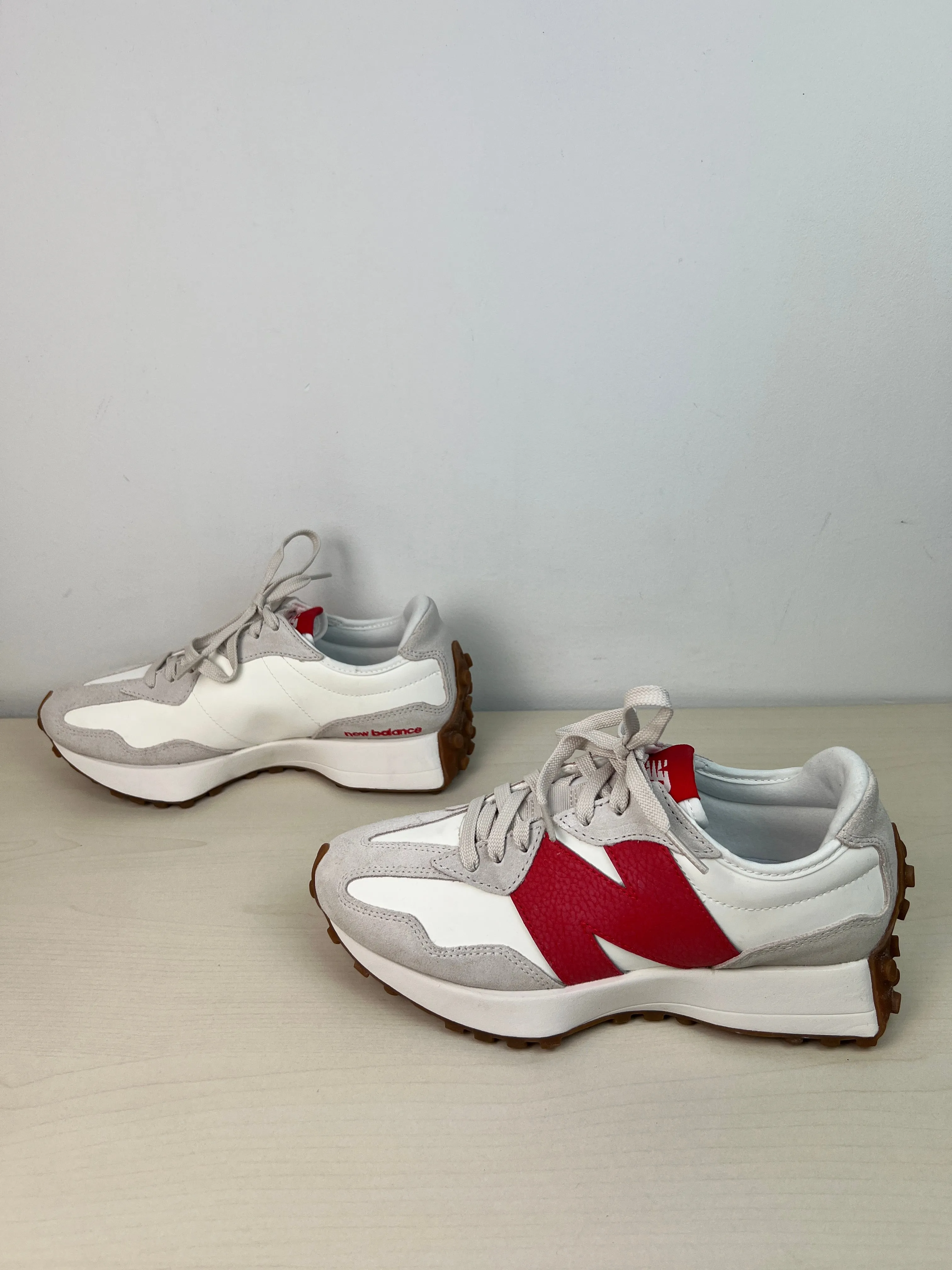 Shoes Athletic By New Balance In Red & White, Size: 7.5