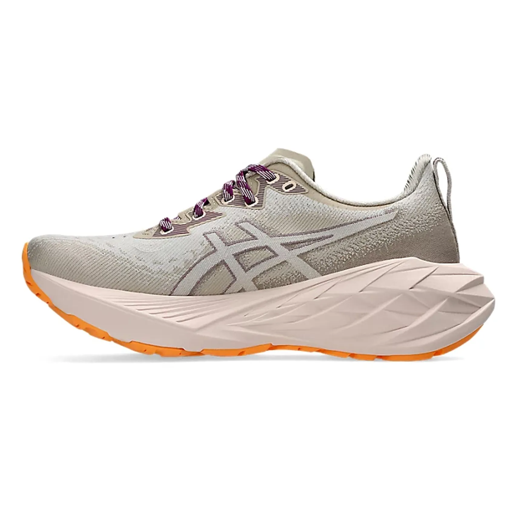 Womens ASICS Novablast 4 TR