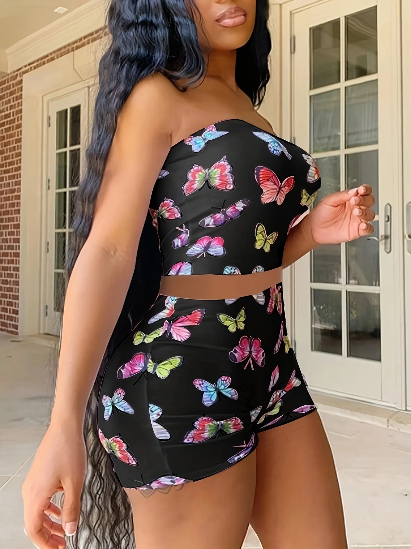 Women's Butterfly-Themed Two-Piece Fashion Set – Flirty Crop Tube Top & Comfy Elastic Shorts – Vibrant Casualwear for Summer Outings and Beach Days